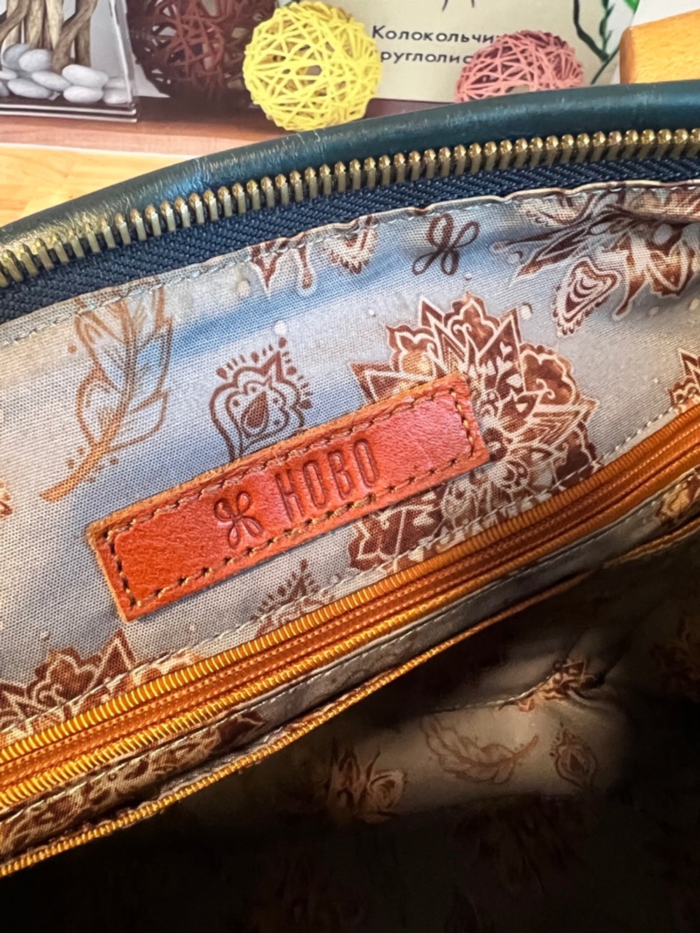 HOBO Cecily Leather Tote Shoulder Bag in Deep Teal Blue with Tan Straps - Picture 6 of 12